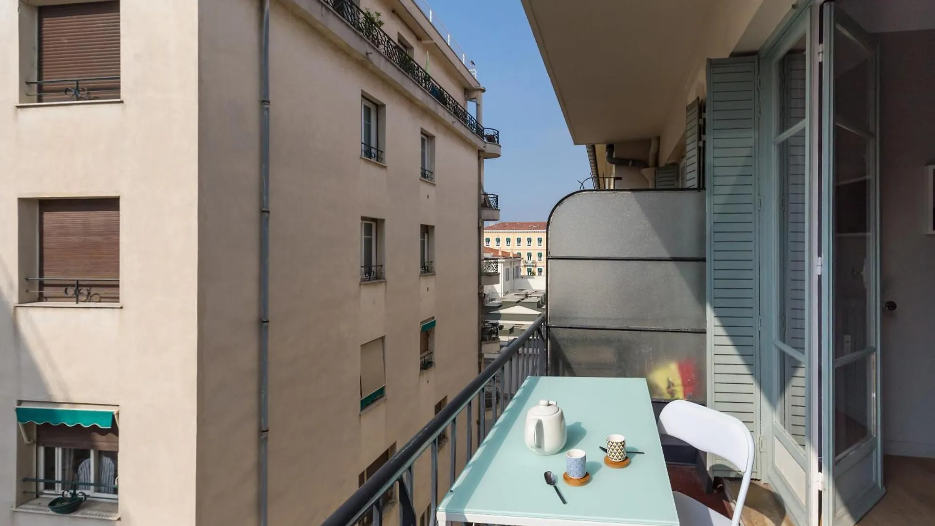Ultra Central Large 2 Bdr Near Massena Square Nice 0*,  France