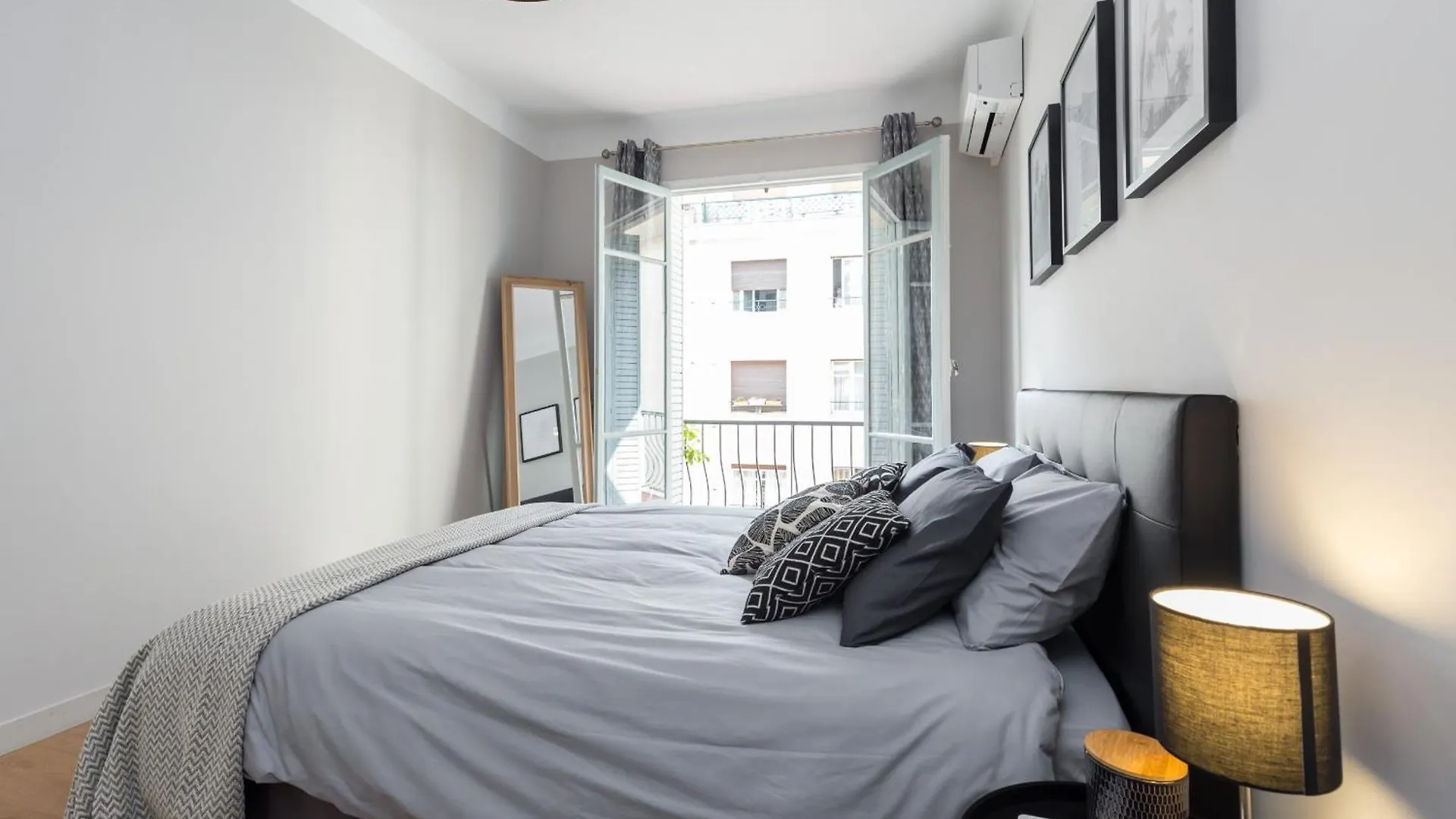 Ultra Central Large 2 Bdr Near Massena Square Nice