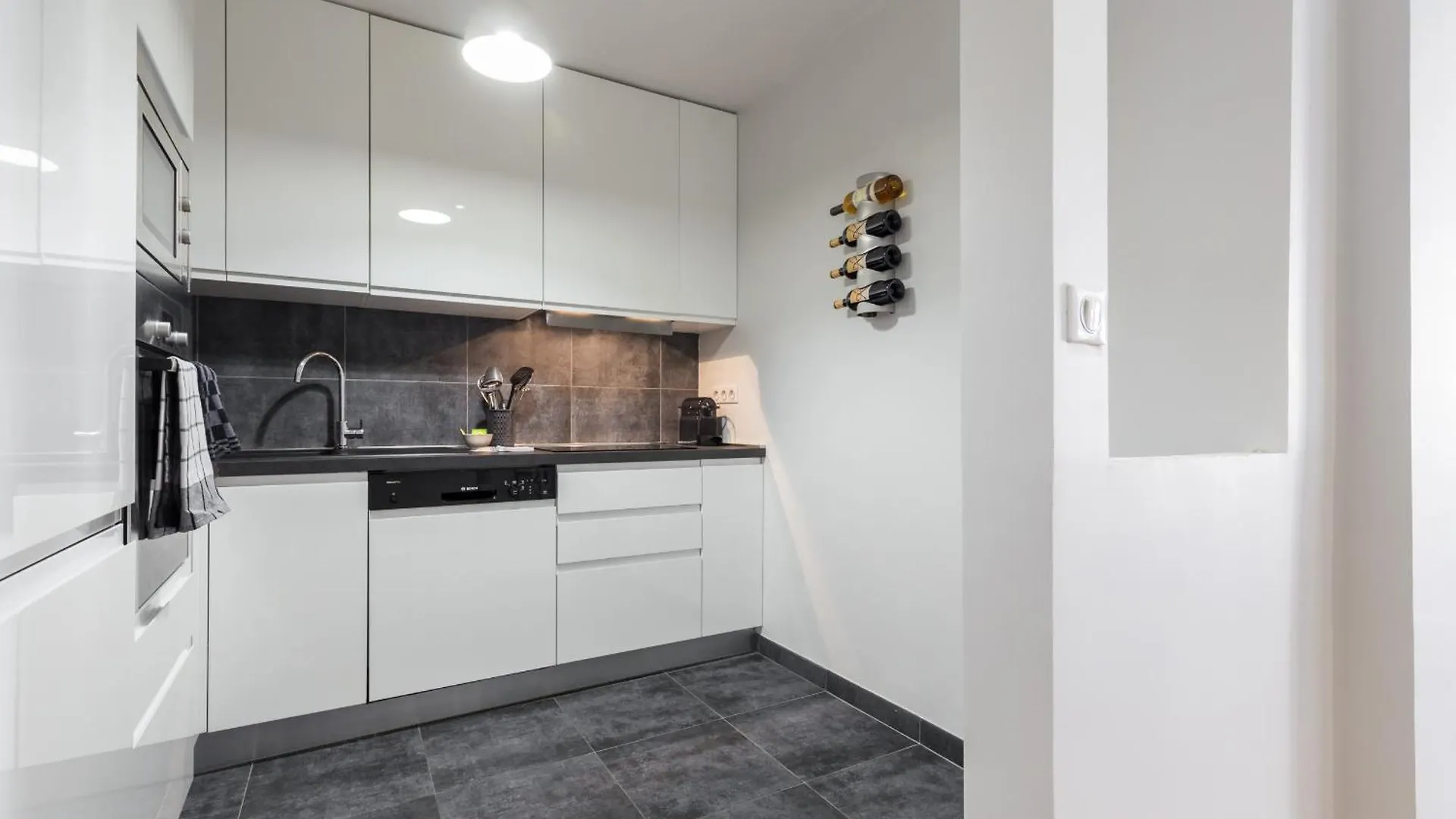 Apartment Ultra Central Large 2 Bdr Near Massena Square Nice France